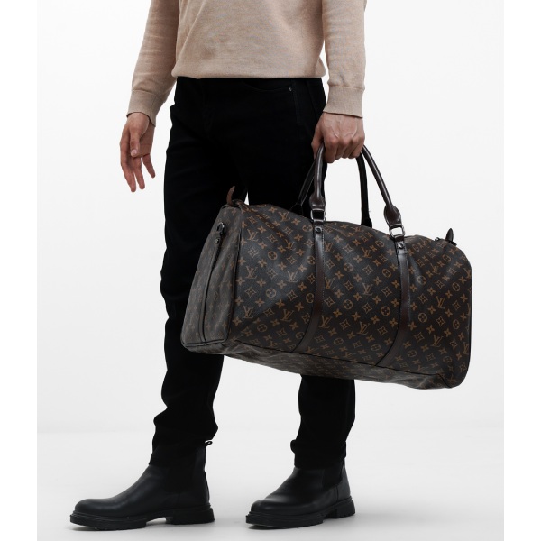 Large capacity travel duffle bag